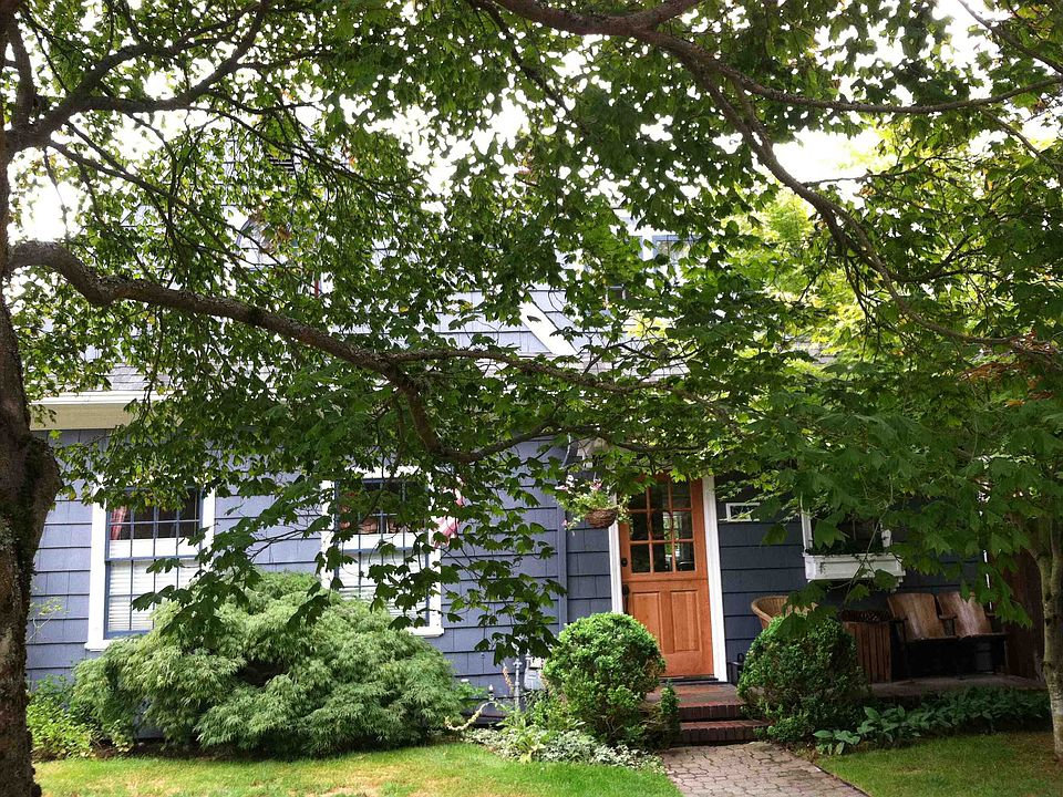 2nd image of 5416 21st Ave NE