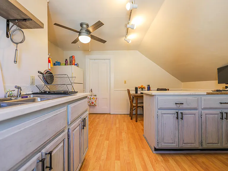 71 Sheridan St #3 — Photo 12