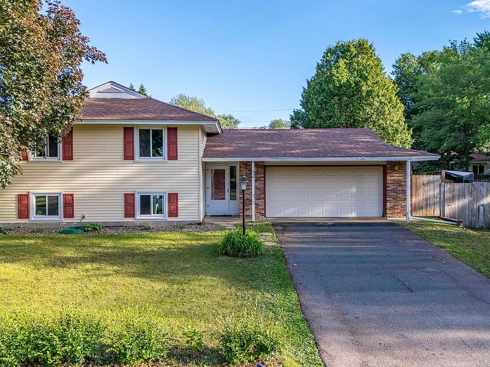 1st image of 838 Jonathan Dr