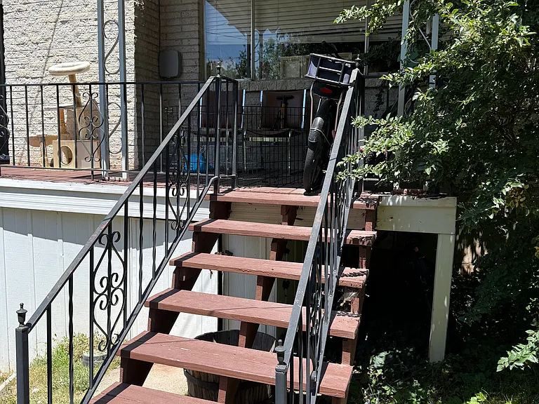 2626 E Blaine Ave — Photo 12