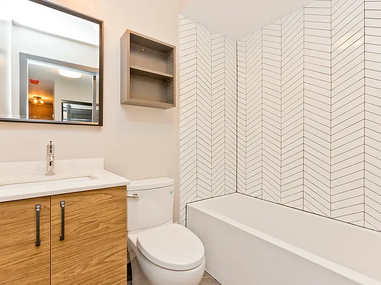 Wrightwood - 512 W Wrightwood Ave — Photo 4