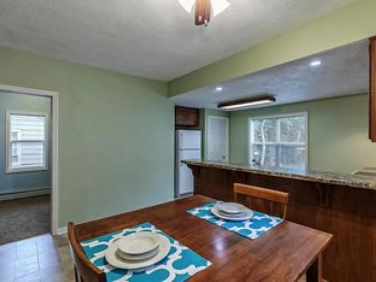 905 S Norwood Ave — Photo 11