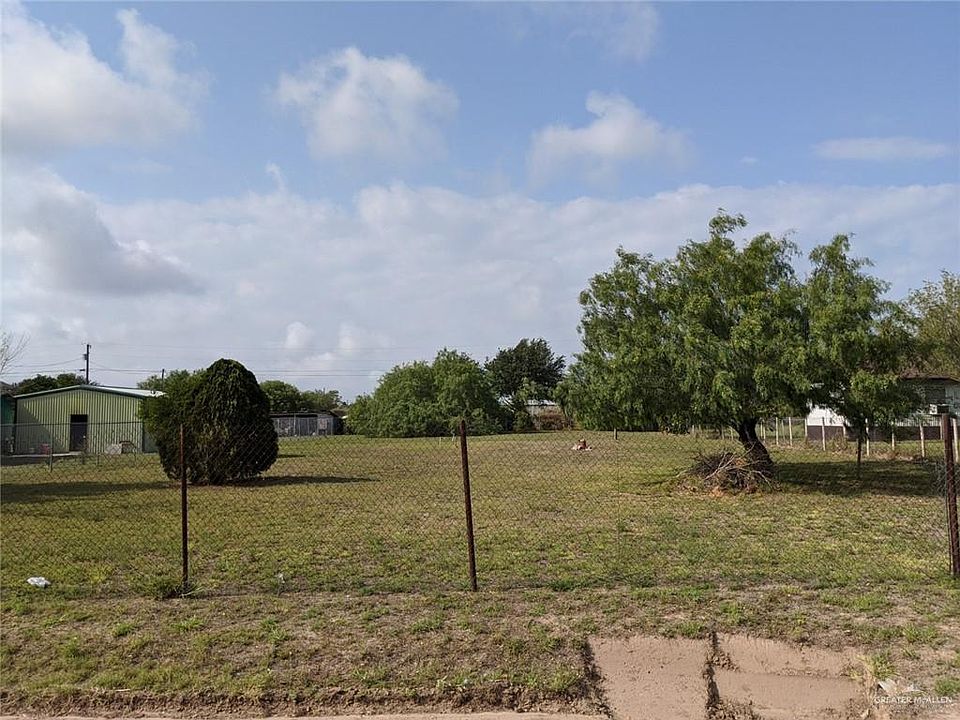 1st image of 410 Becky Ln