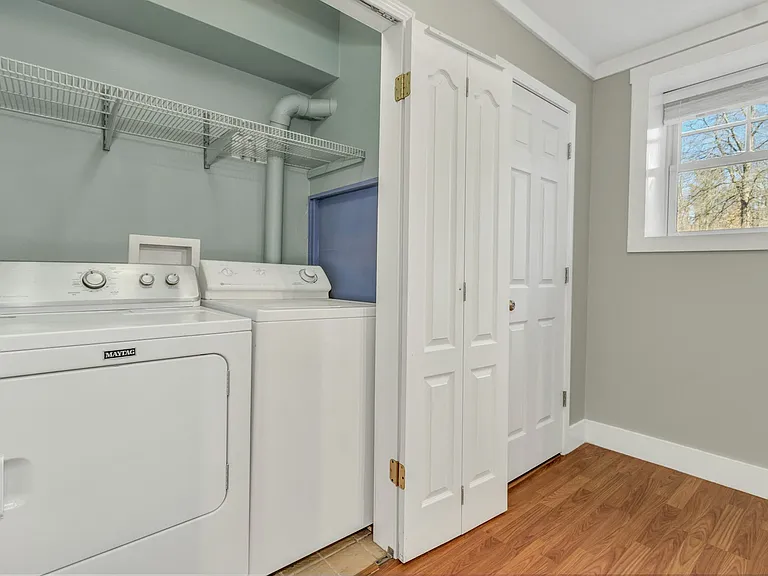 116 Unaka Ave #2 — Photo 9