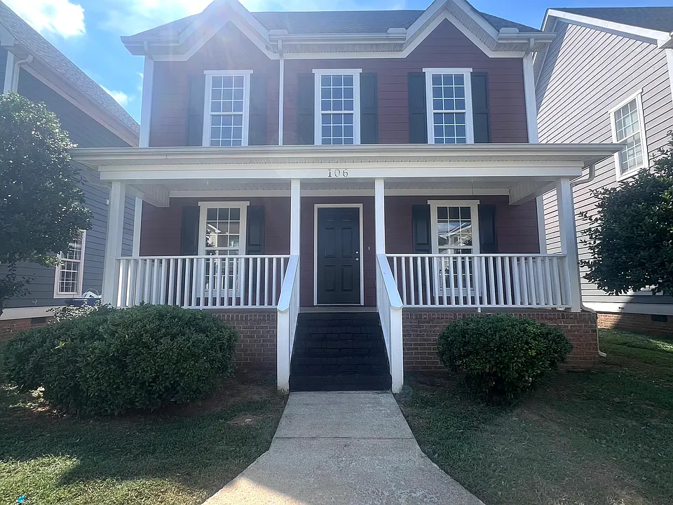 106 Saint Charles Pl