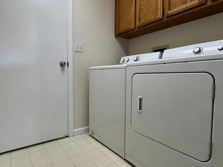 4200 Buckskin Dr — Photo 10
