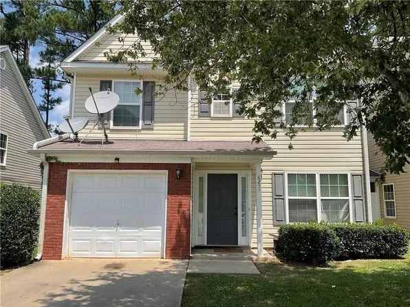 6231 Hickory Lane Cir, Union City, GA 30291
