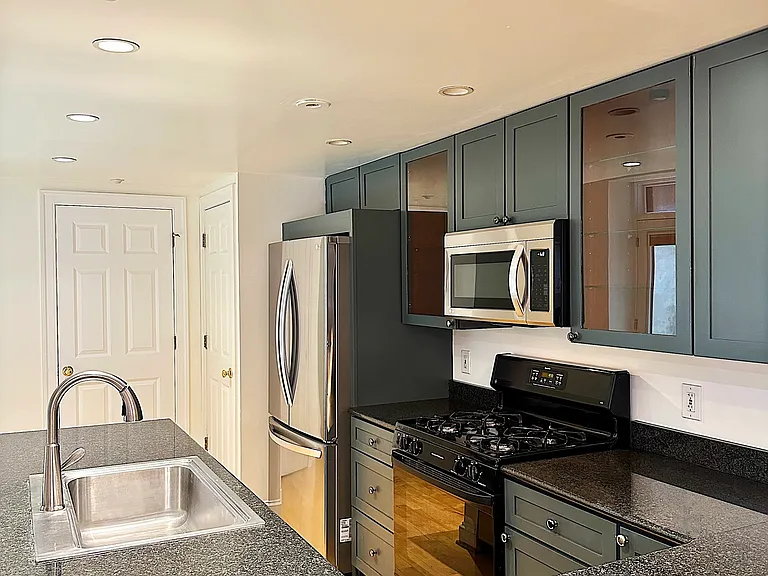 1220 N St NW #1 — Photo 7