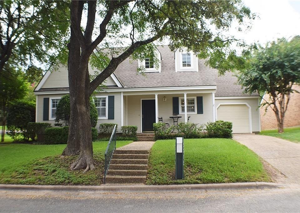 1st image of 3803 Williamsburg Cir