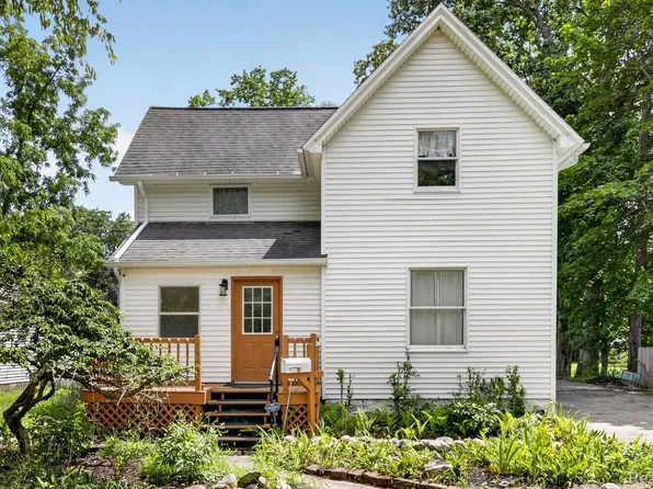 543 W Middle St, Chelsea, MI 48118