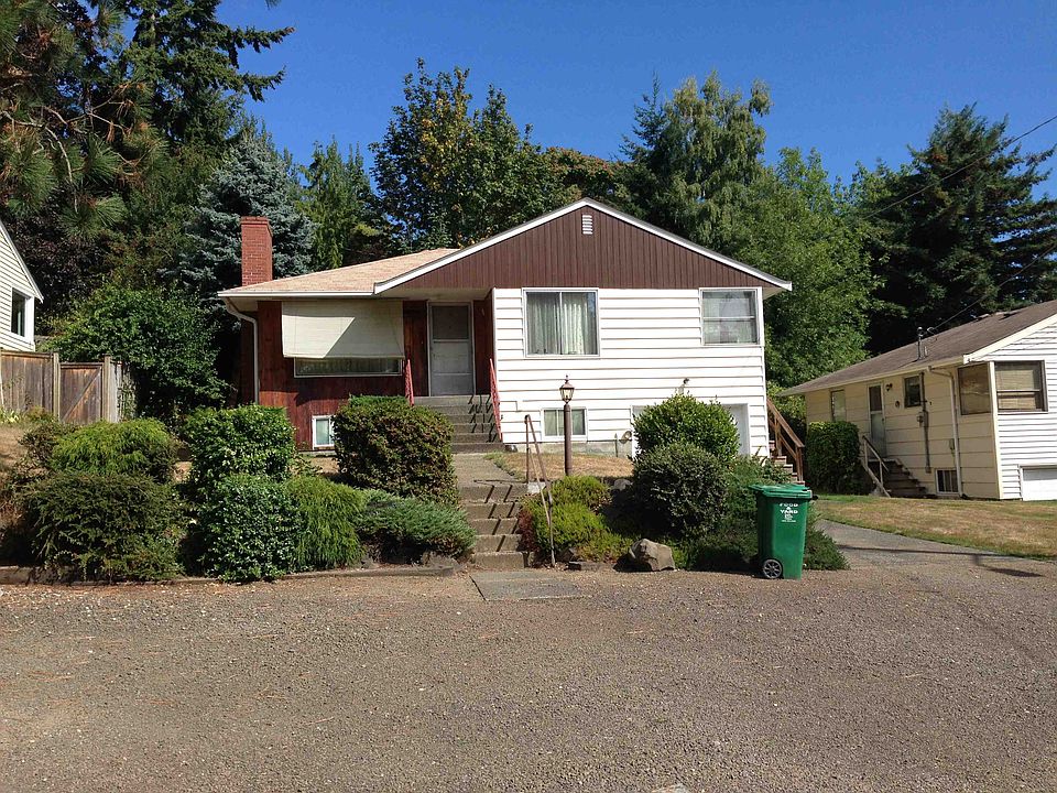 1st image of 10528 41st Pl NE