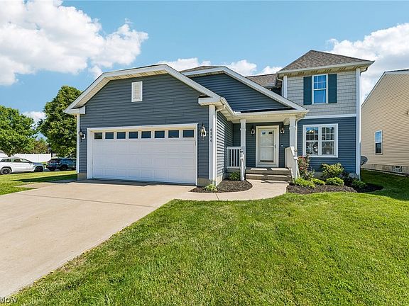 2nd image of 4044 Primrose Way