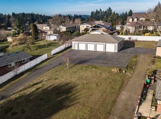 13363 SE Valemont Ln, Happy Valley, OR 97086