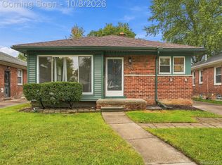 13031 Oak Park Blvd, Oak Park, MI 48237