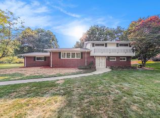 45270 Harmony Ln, Van Buren Township, MI 48111