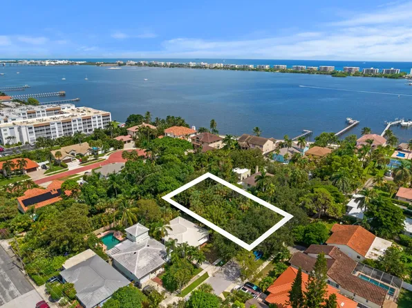 4 17th Avenue S, Lake Worth Beach, FL 33460