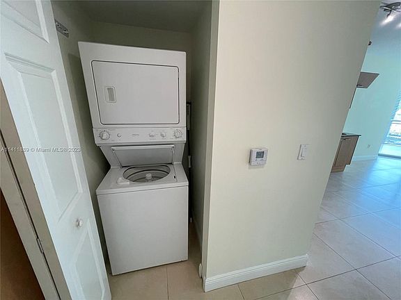 4th image of 350 S Miami Ave APT 2812