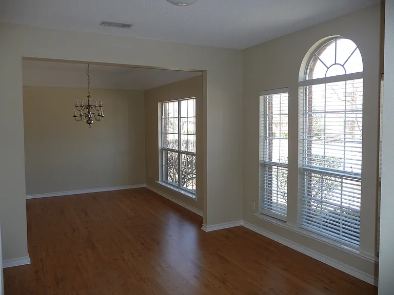 5601 Tulip Dr — Photo 20