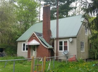 319 Fairview Rd, Petrolia, PA 16050