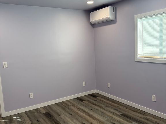 3rd image of 1603 Carlson Ct