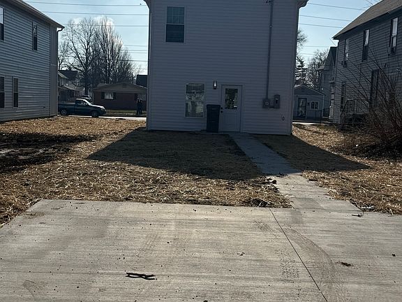 2nd image of 1808 W Morris St