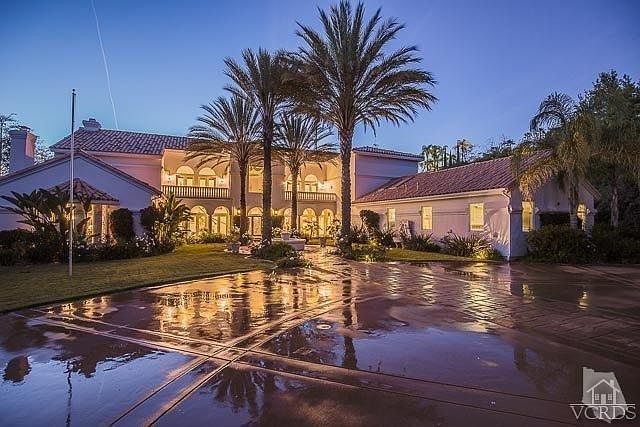 1st image of 4719 Golf Course Dr