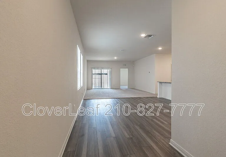 7415 Corral Smt — Photo 6