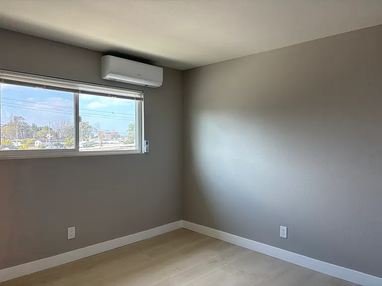 18401 Desidia St #D — Photo 10