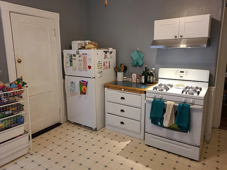 42 Belknap St #2 — Photo 4
