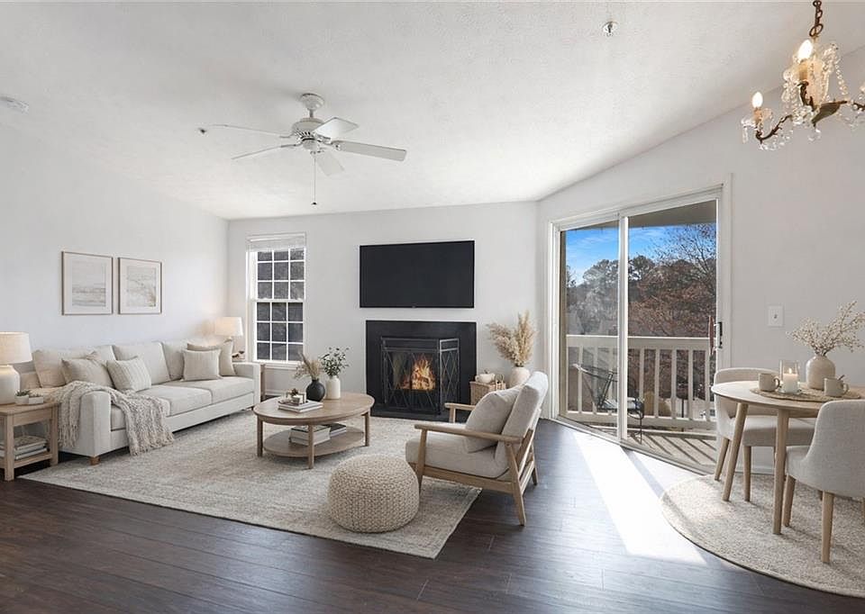 1st image of 1483 Keys Crossing Dr NE