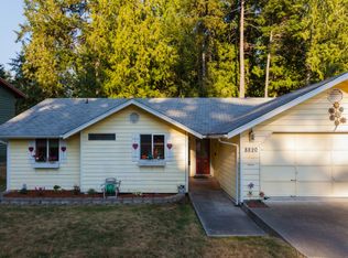 8820 Kari Ln NW, Bremerton, WA 98311