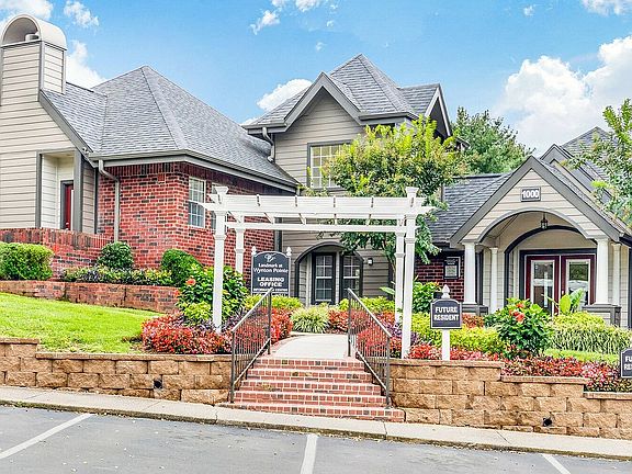 Landmark at Wynton Pointe