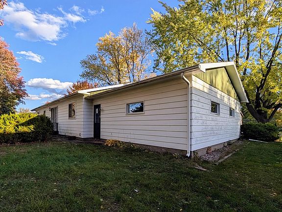 4th image of 2704 E Neupert Ave