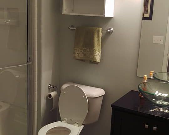 2nd bathroom