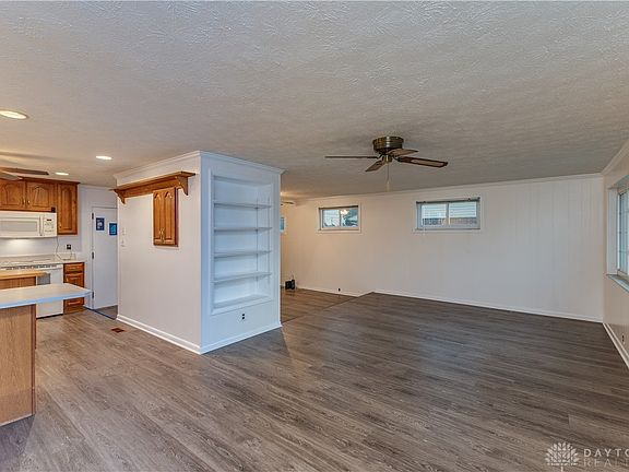 4th image of 705 Kirkwood Dr