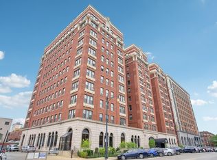 5300 S Shore Dr, Chicago, IL 60615