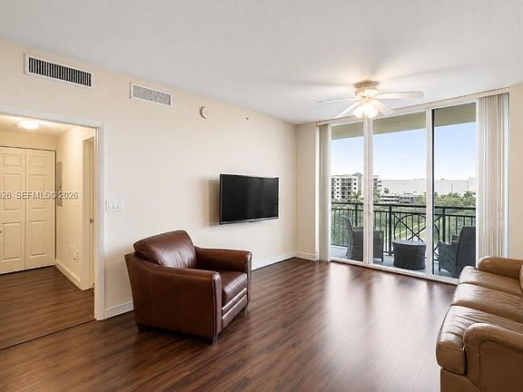 2nd image of 510 NW 84th Ave APT 519