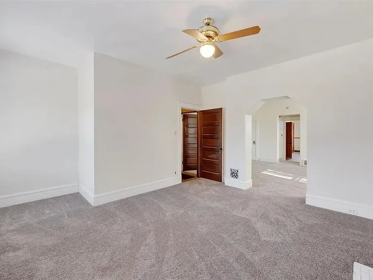 727 Bates St #A — Photo 3