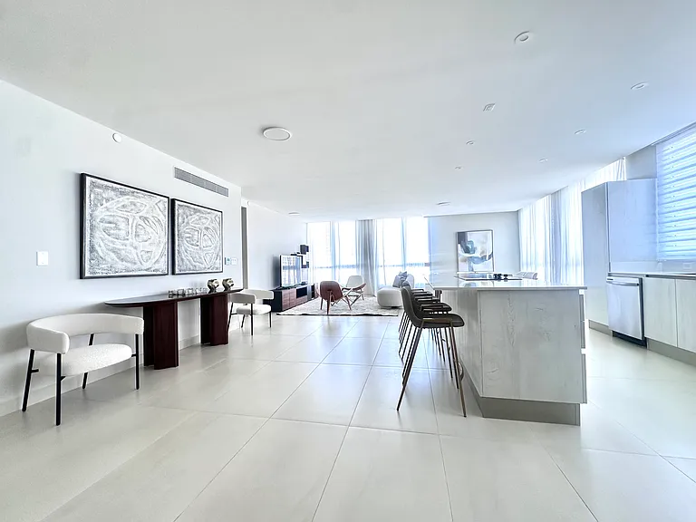 14 Delcasse St #801 — Photo 2