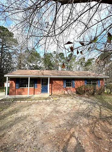 1097 Live Oak Dr Photo 1