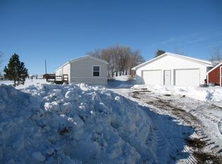 51 Road 261, Glendive, MT 59330