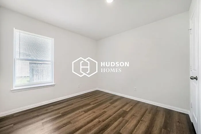 4509 Rocking K Dr — Photo 10