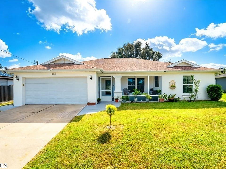 1st image of 3221 NE 15th Pl