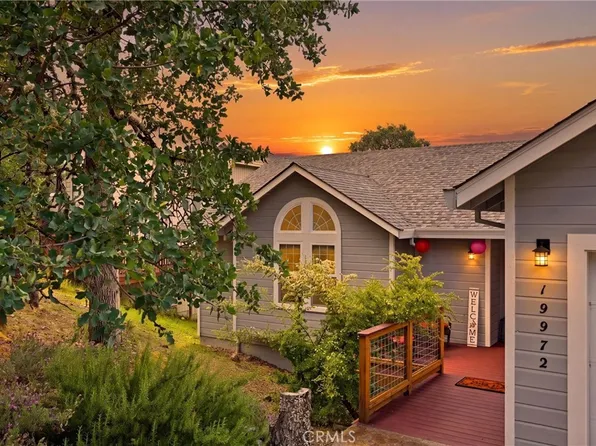 19972 Jigsaw Rd, Hidden Valley Lake, CA 95467