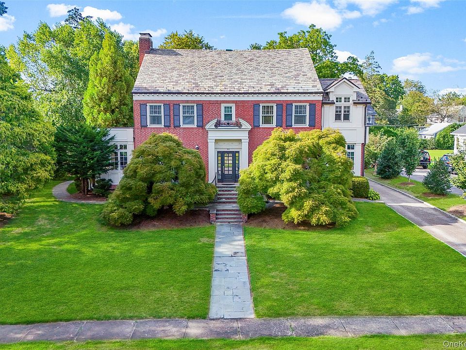 1st image of 80 Forest Avenue