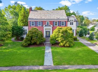 80 Forest Ave, New Rochelle, NY 10804