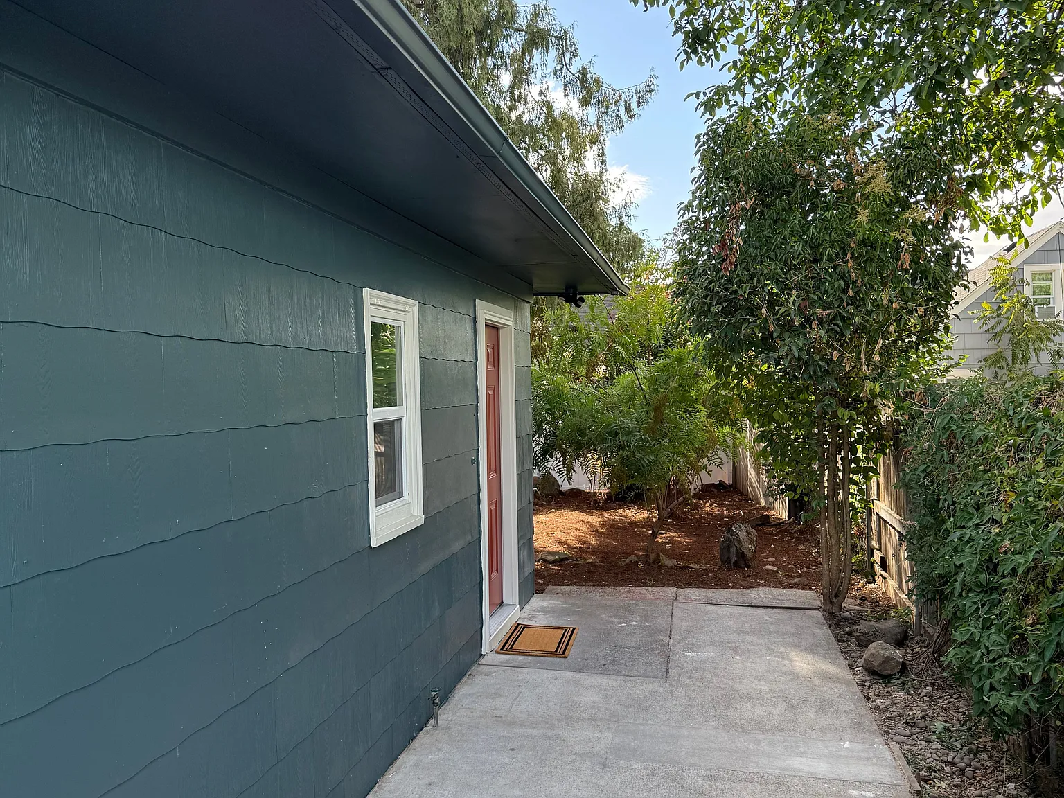 1 bed, 1.0 bath, 500 sqft, $1,450 — Photo 2