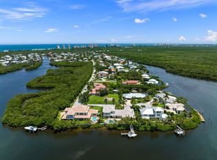 14 Crown Ct, Fort Pierce, FL 34949