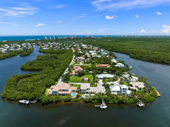 14 Crown Court, Hutchinson Island, FL 34949