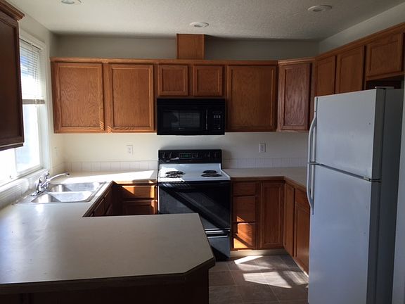 4th image of 413B W Orchard Ave